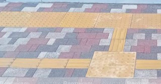 Купить тактильную бетонную плитку по цене от 715 руб. в Череповце