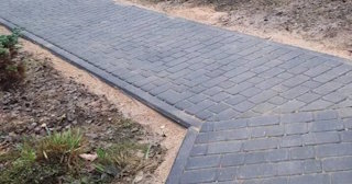 Укладка тротуарной плитки на основание в Череповце в октябре