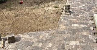 Профессиональная укладка тротуарной плитки на клей в Череповце в октябре