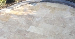 Укладка камня на бетонное основание в Череповце - цена от 920 руб.